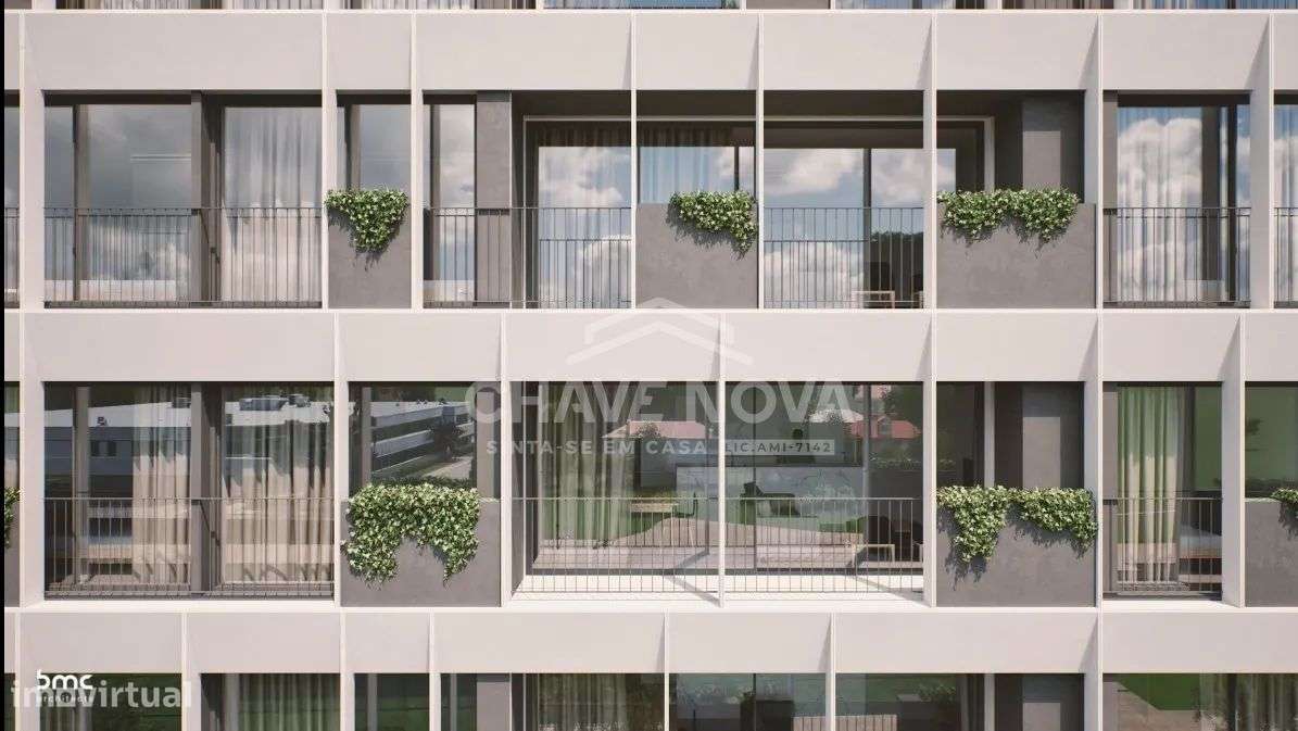 T2 Novo c/ Lugar de Garagem em Santa Marinha (VL8)-24