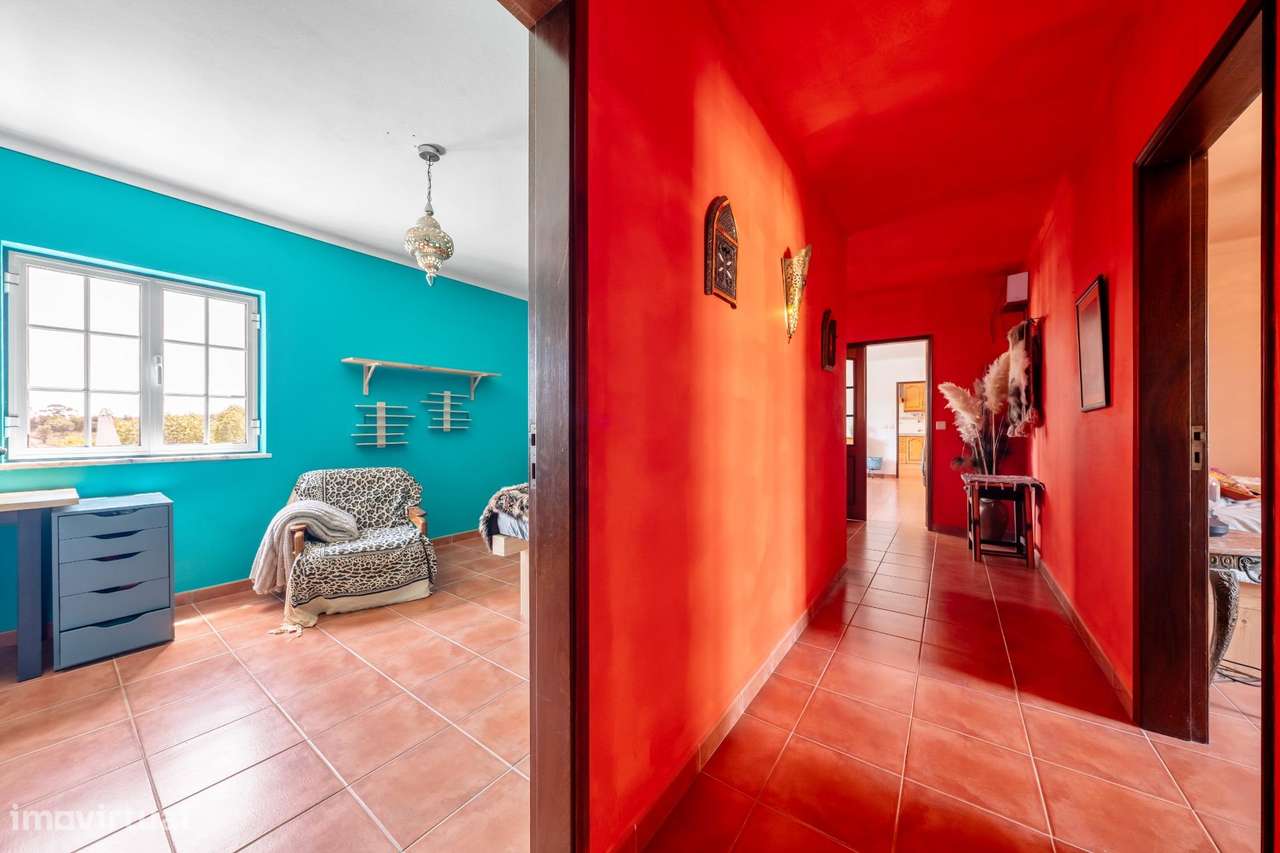 Herdade com moradia T4+1, piscina e lago-19