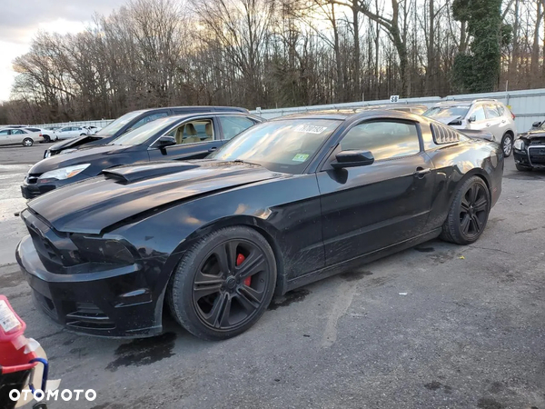 Ford Mustang 3.7 V6 Premium - 2