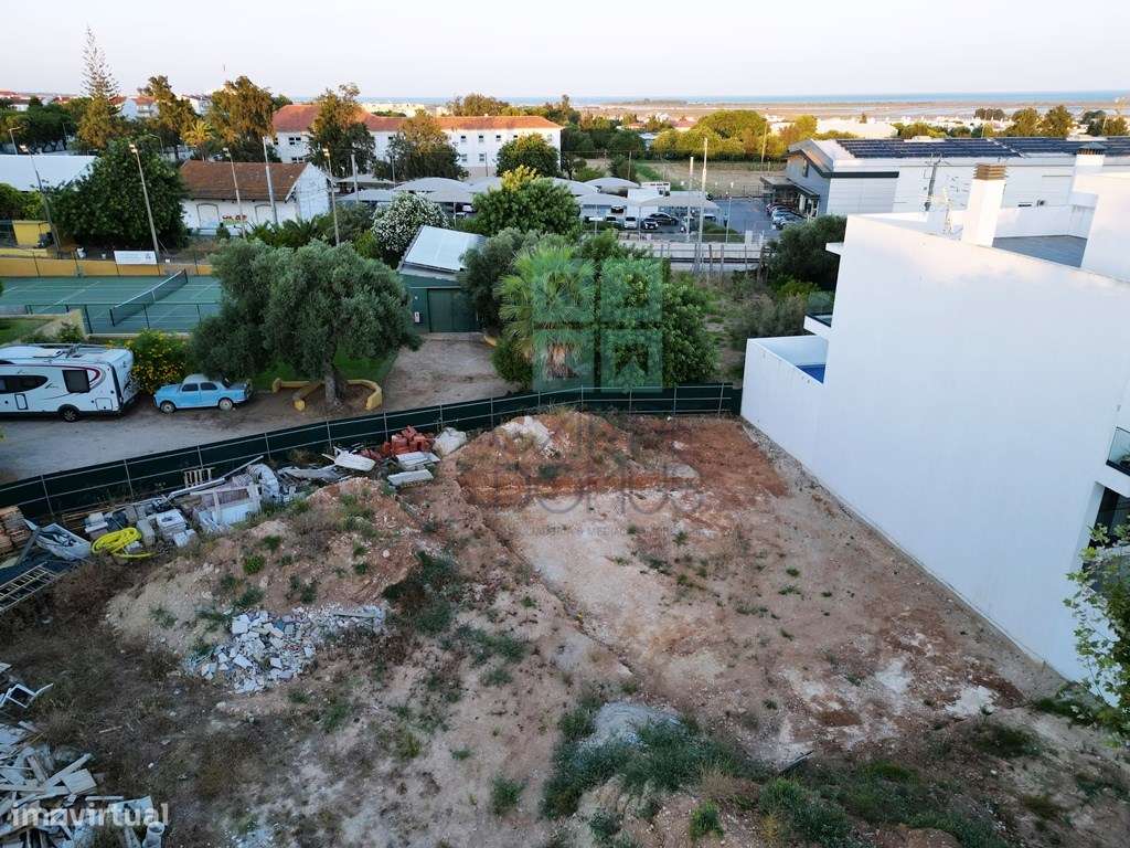 Lote com projeto aprovado, piscina e vistas de mar, centro de Tavir...-34