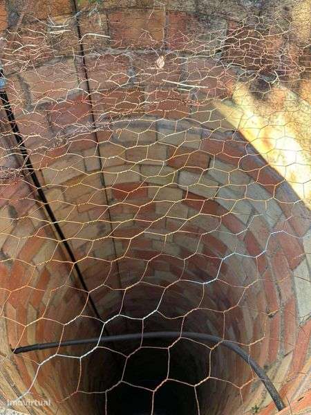 Terreno rústico com poço - Grande imagem: 4/8