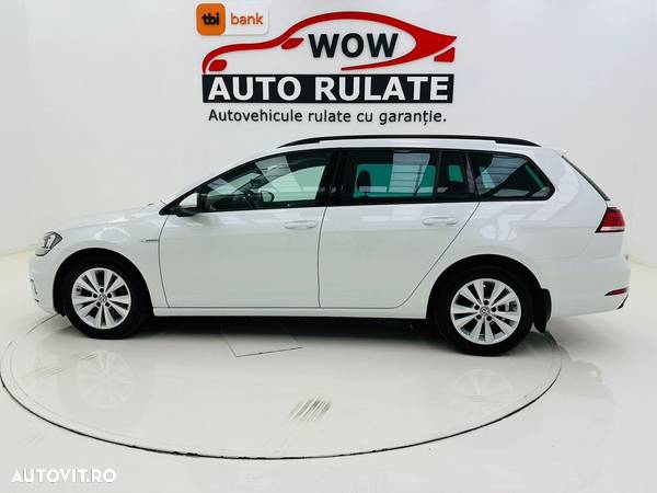 Volkswagen Golf - 6