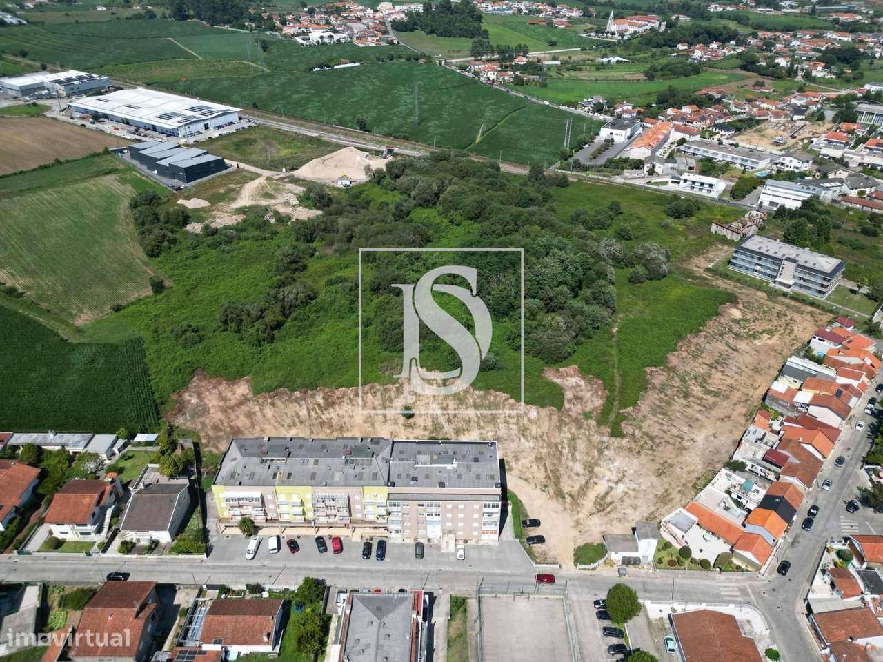Terreno Exclusivo para Construção em Arcozelo, Barcelos - Grande imagem: 3/9