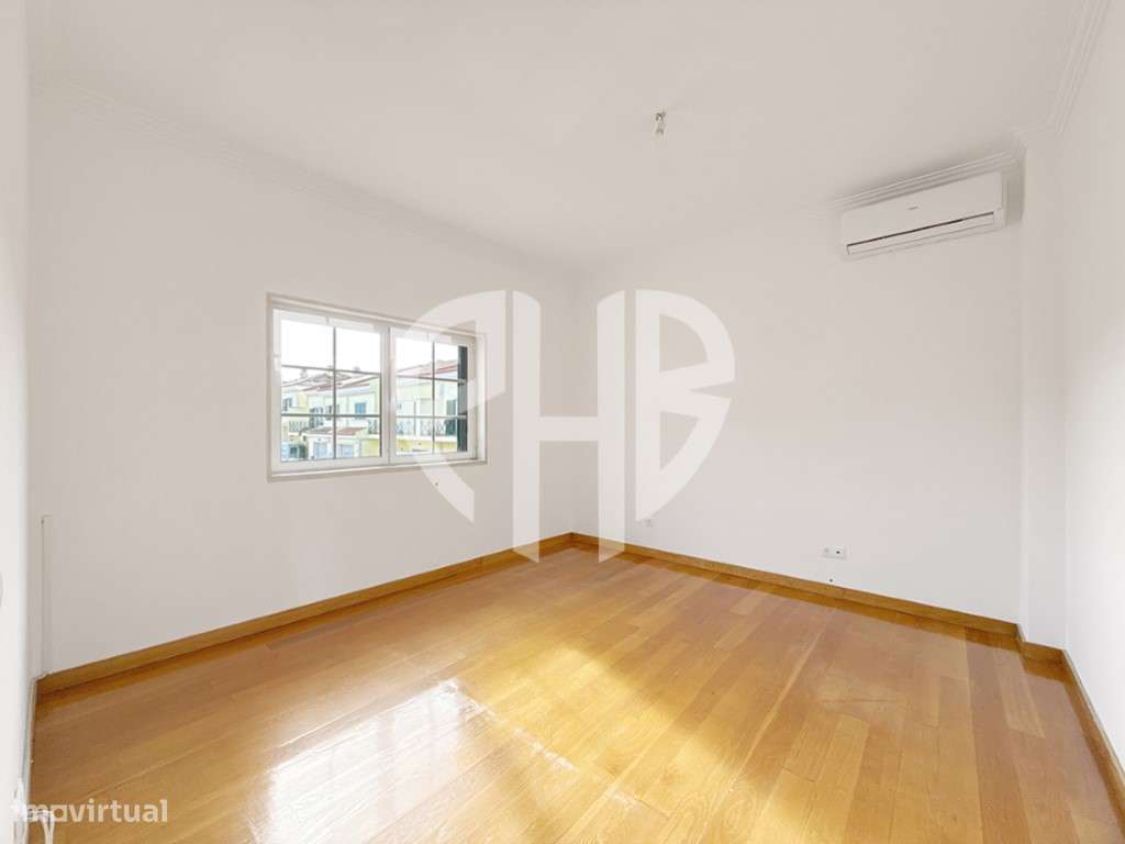 Moradia Geminada T4 // Condominio - Aldeia de Irmãos / Azeitão-40