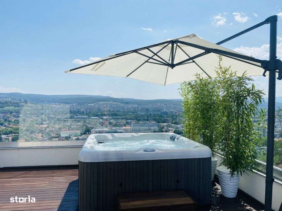 Penthouse de inchiriat cu jacuzzi, 90 mp si 80 mp terasa, zona Gruia - Imagine principală: 3/19