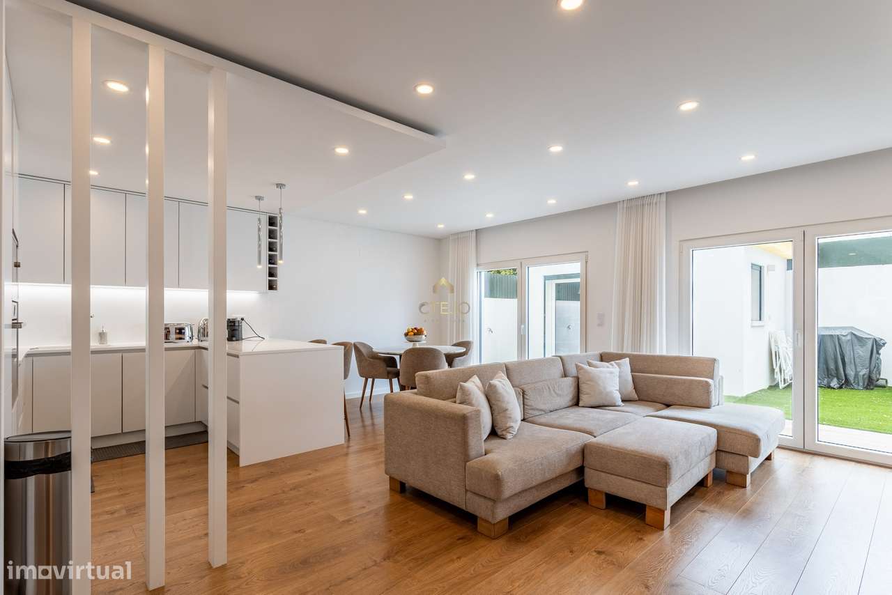 Moradia T2 Moderna com Pátio, Varanda e Chão Radiante – Bairro da Petr - Grande imagem: 5/43