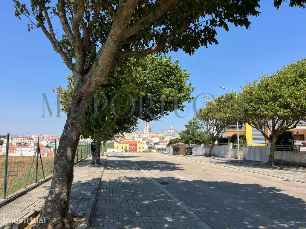 Oportunidade Única de Investimento em Mafra: Terreno para Empreendi...-9