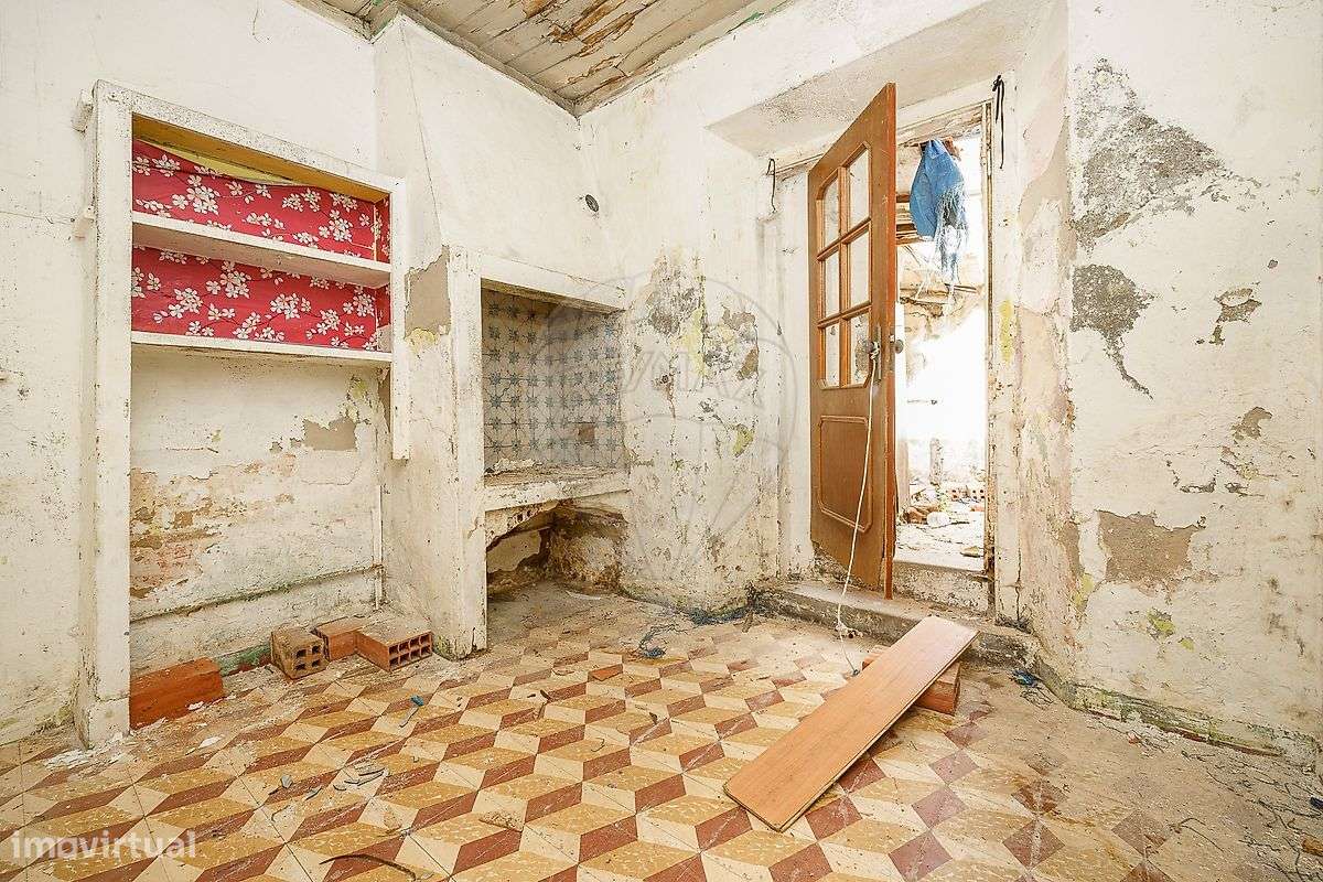 Moradia T0 para venda-5