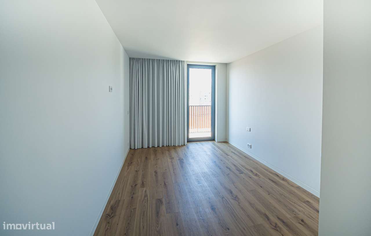 Apartamento T4 Duplex, Terraço com 106 m2, Luxo, Fonte Nova, Aveiro-34