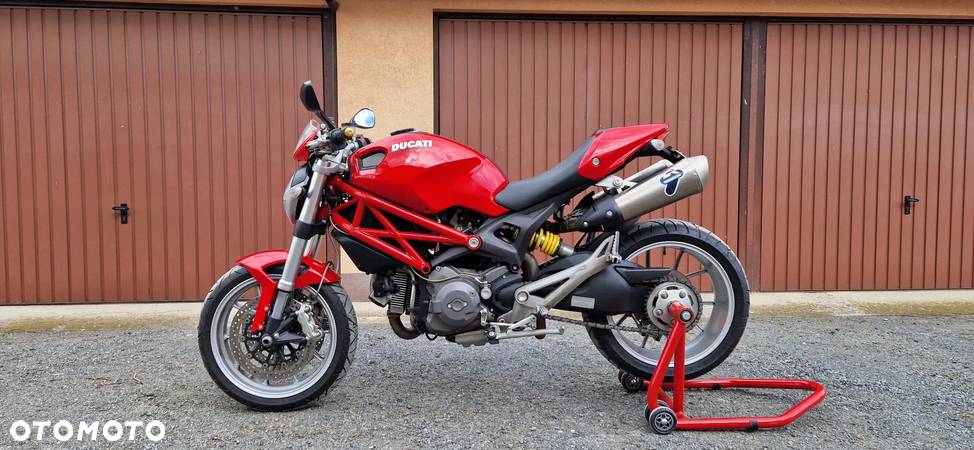 Ducati Monster - 2