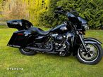 Harley-Davidson Touring Street Glide - 11