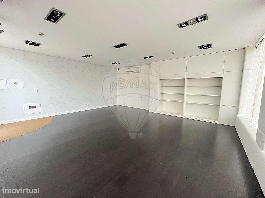 Loja  para arrendamento - Grande imagem: 2/7