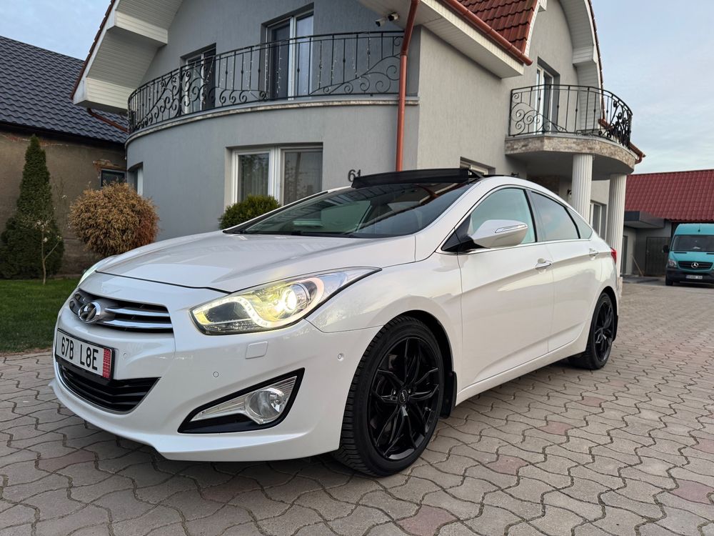 Hyundai i40 1.7 CRDI DPF Aut. Highway+ 2013