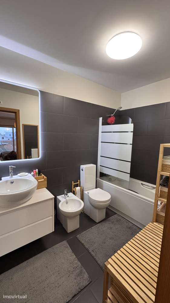 T2 com Garagem | 5 min a pé da Praia de Matosinhos - Grande imagem: 5/13