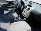 Opel Corsa 1.4 16V Sport - 9