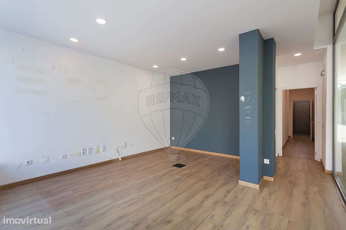 Loja  para arrendamento - Grande imagem: 3/35