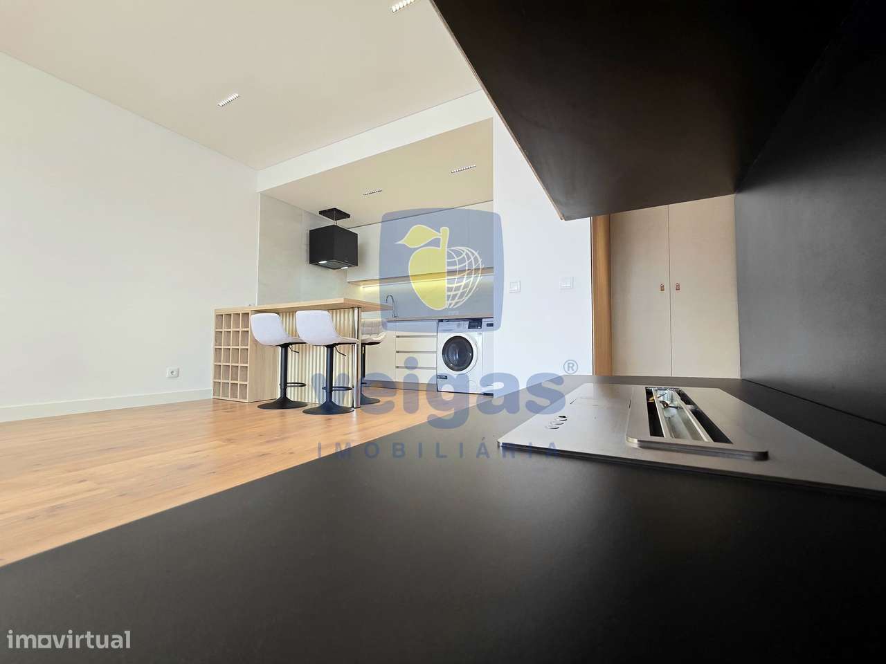 Apartamento renovado com 1 quarto em Charneca de Caparica-12