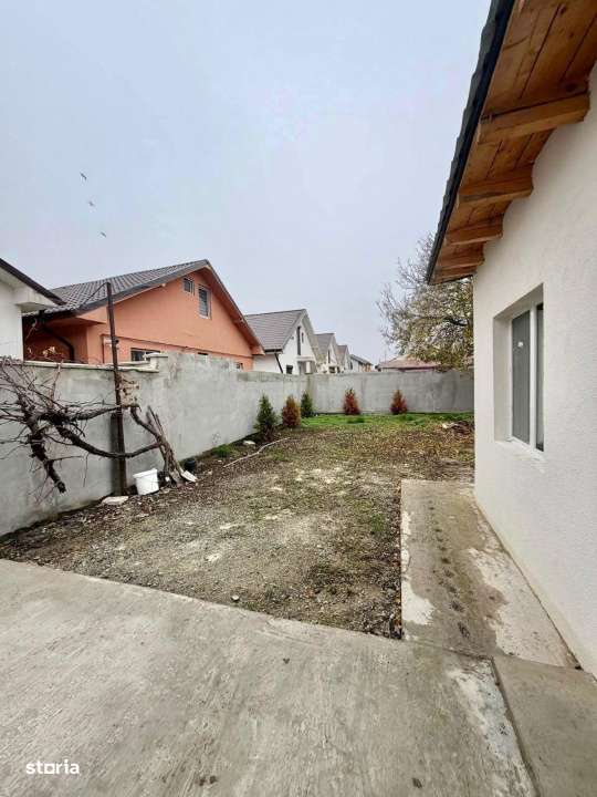 Casa 3 camere-Navodari - Imagine principală: 5/8