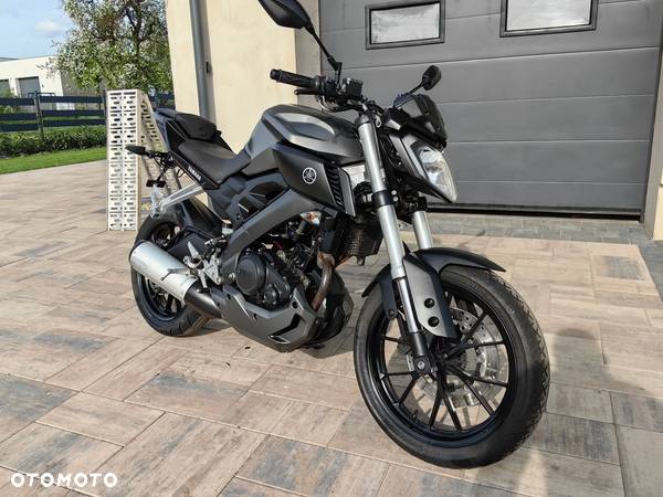 Yamaha MT - 5