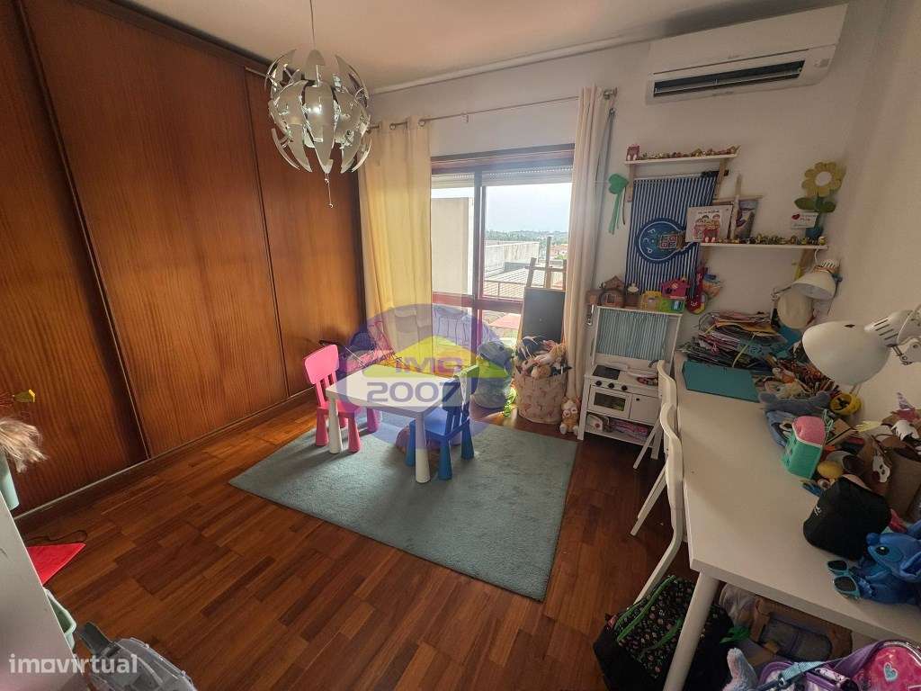 Apartamento T3 em São Paio de Oleiros-21