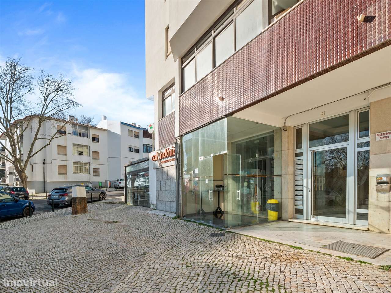 Espaço Comercial à Venda em Cascais – Versatilidade e Oportunidade Úni - Grande imagem: 3/24