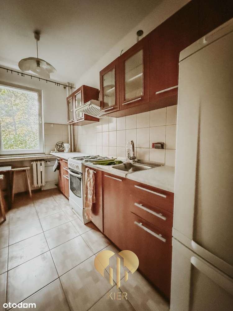 Mieszkanie 3 pokoje, balkon, obok metro, dla pary lub inwestycyjnie-3