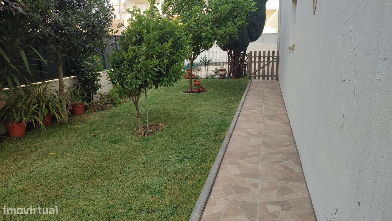 Moradia gaveto T3 em Amares-51
