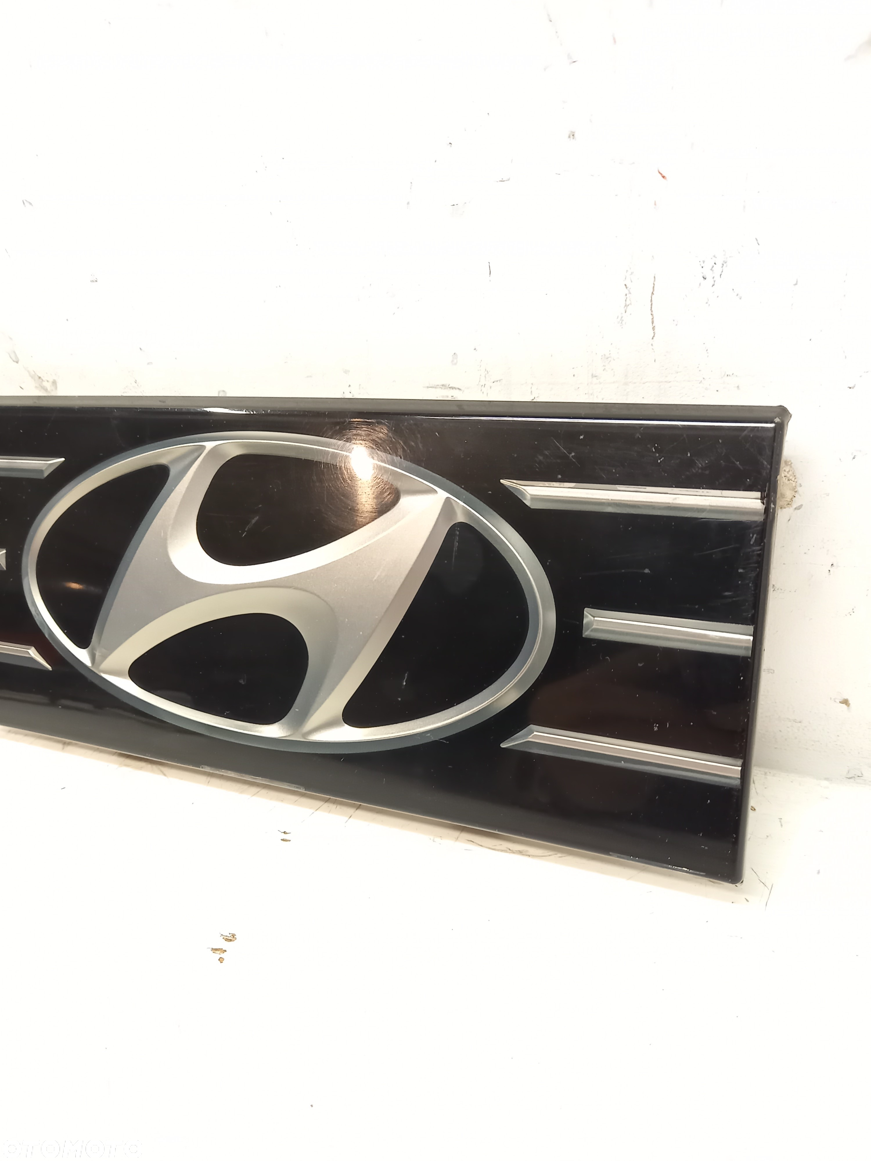 Hyundai Ioniq atrapa grill szklo znaczek emblema pod radart pod radar - 2