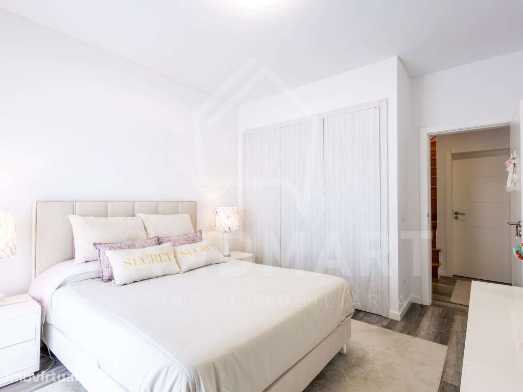 Apartamento T3 Duplex, Centro de Turquel-31