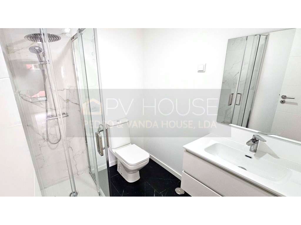 Apartamento T2+1 em Odivelas | Totalmente Remodelado-14