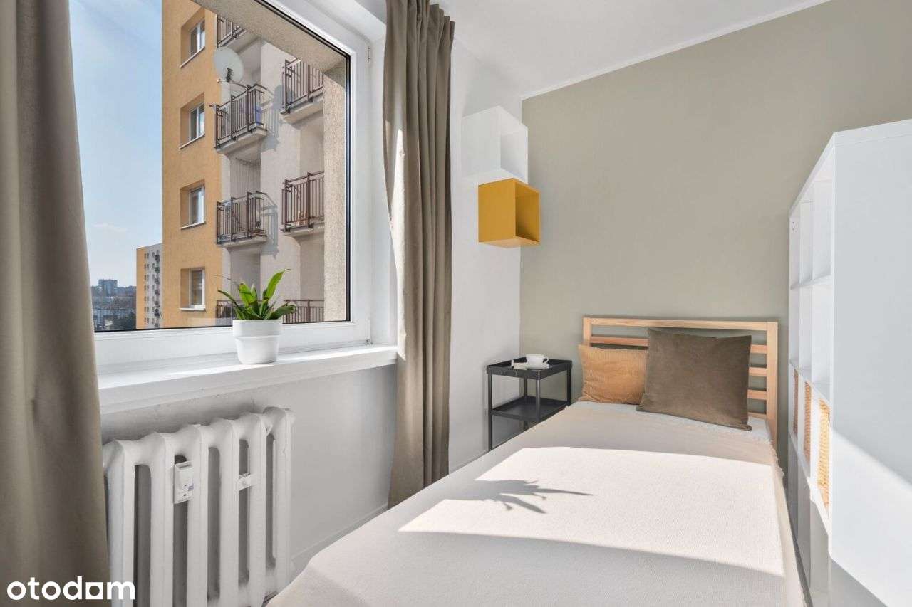 Pokój z balkonem na os Paderewskiego w Katowicach - Pełny obrazek: 4/12