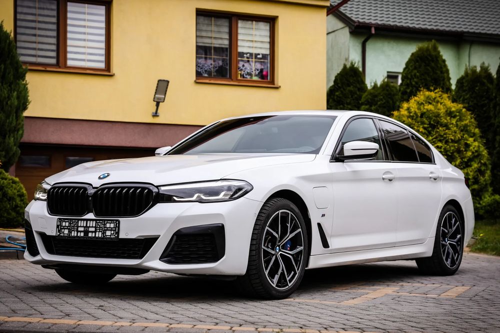 BMW 5 Series G30/G31 530e M Sport sport 2021