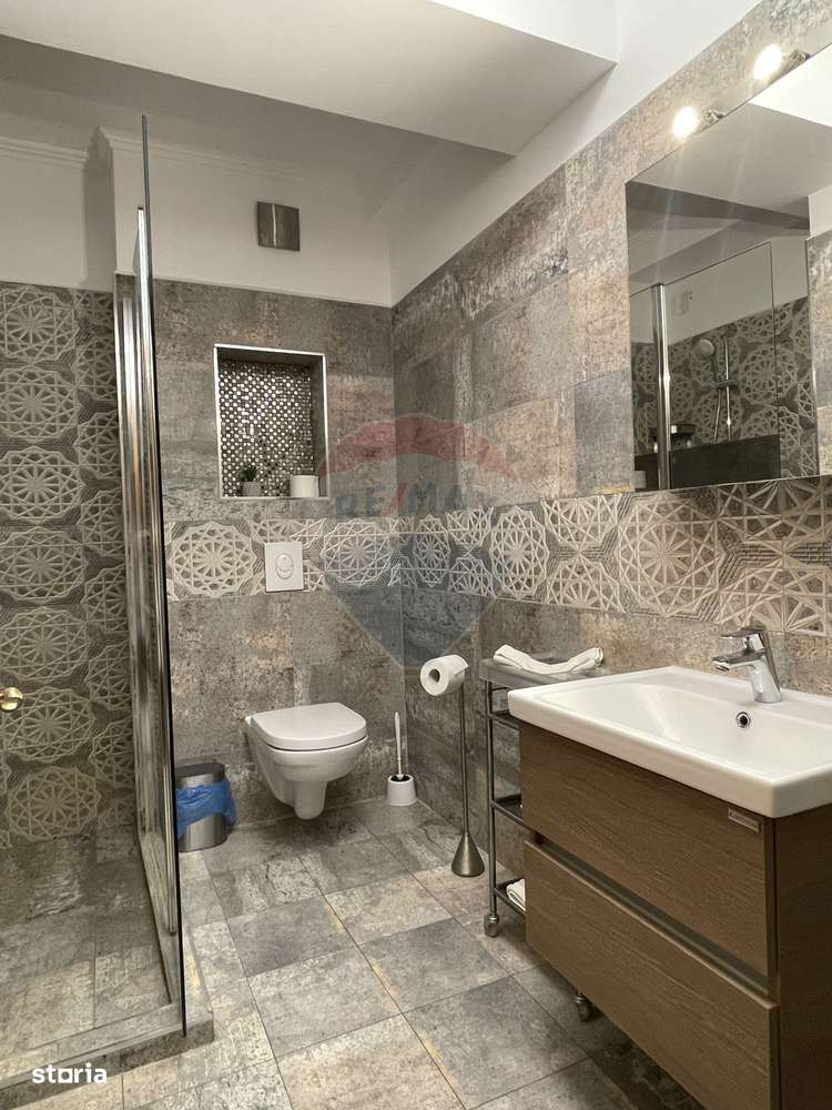 Studio de lux cu vedere la lac și la mare in Mamaia loc de parcare - Imagine principală: 4/7