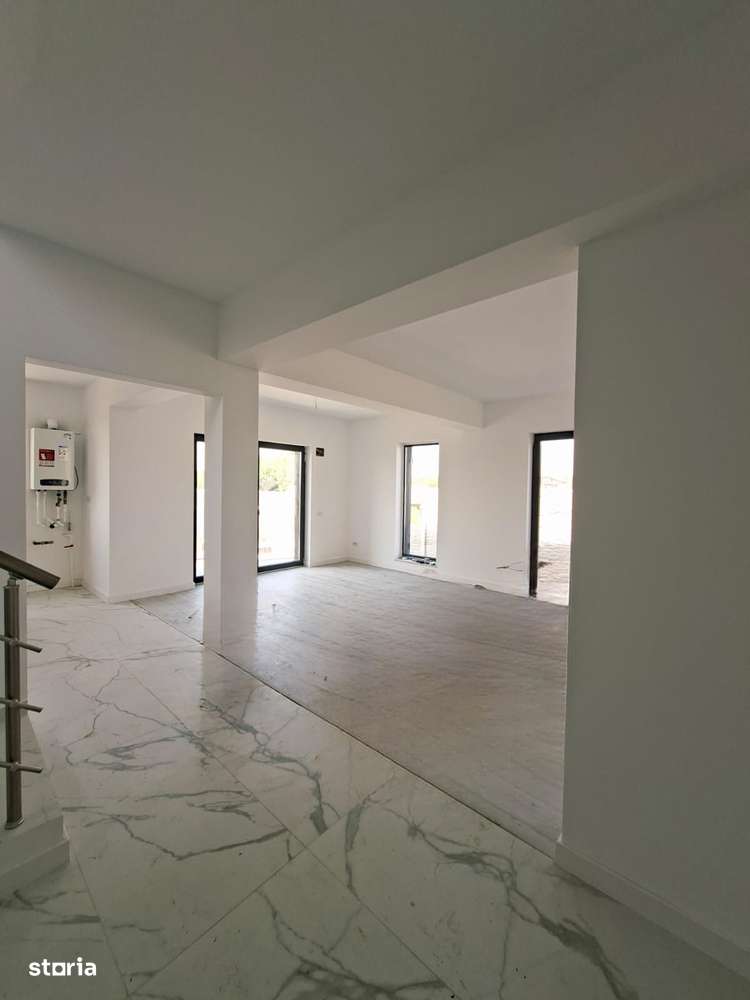 Casa/Vila Parter + 1Etaj/4 camere/Com.Berceni/Comision 0%-9