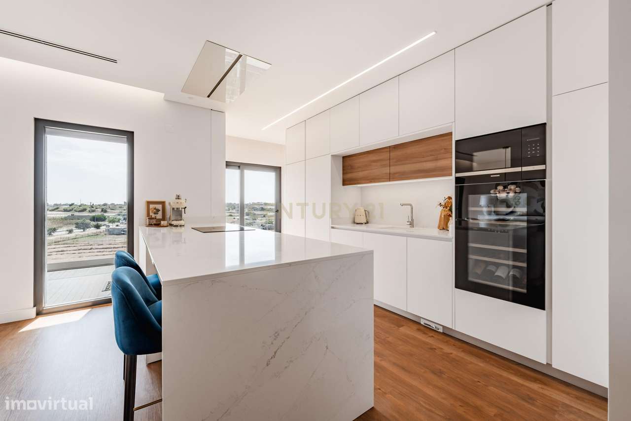 PINUS URBAN GARDEN | DUPLEX DE EXCEÇÃO COM PISCINA PRIVATIVA E TERRAÇO-15