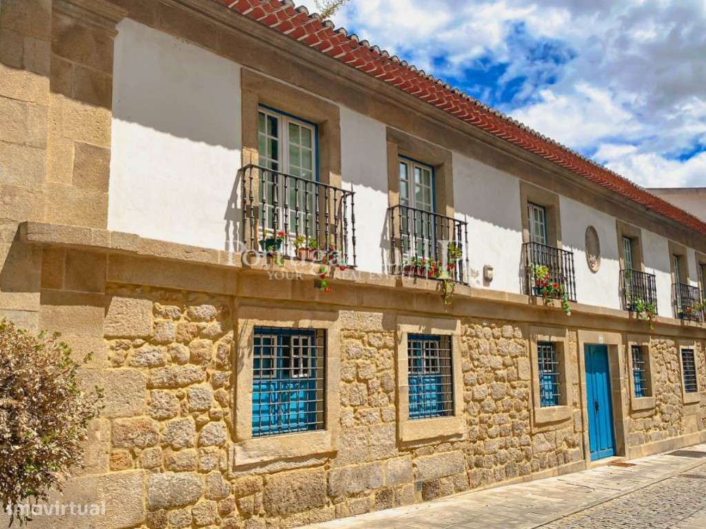 Casa Senhorial com jardim - Grande imagem: 3/35