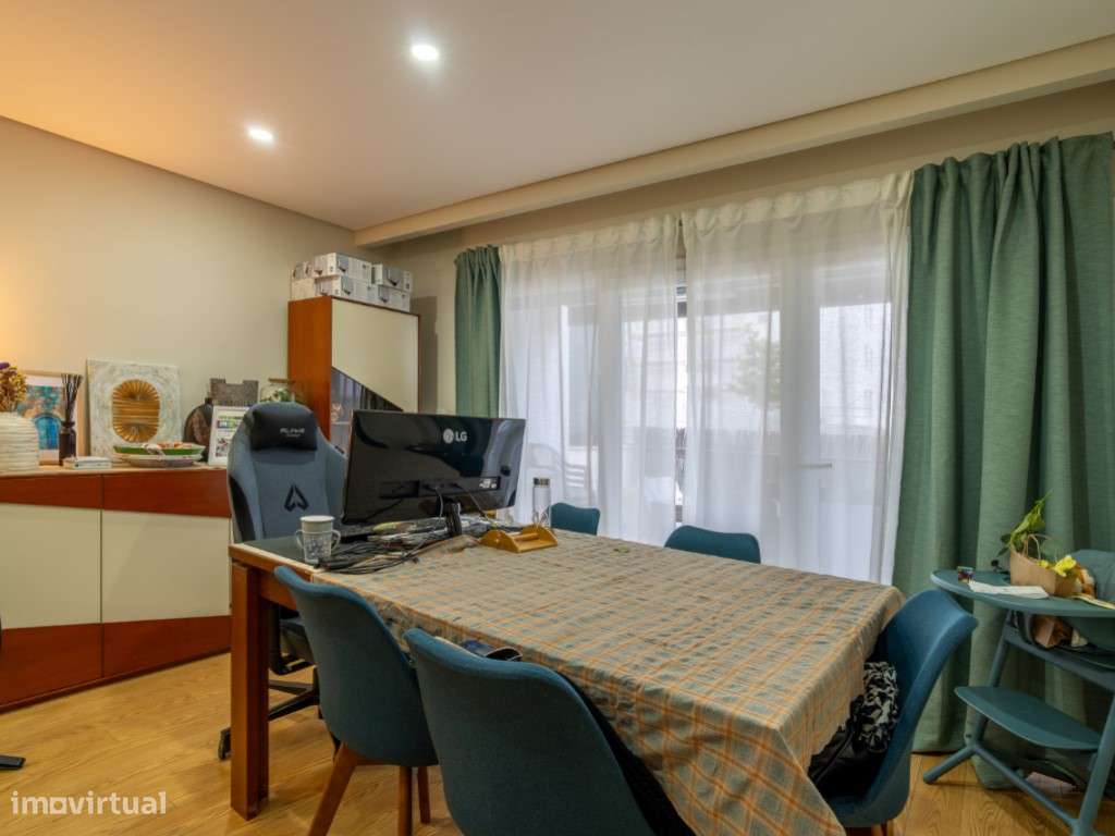 T2 com Suíte, Garagem e 2 Terraços no Empreendimento SolVillas na P...-9