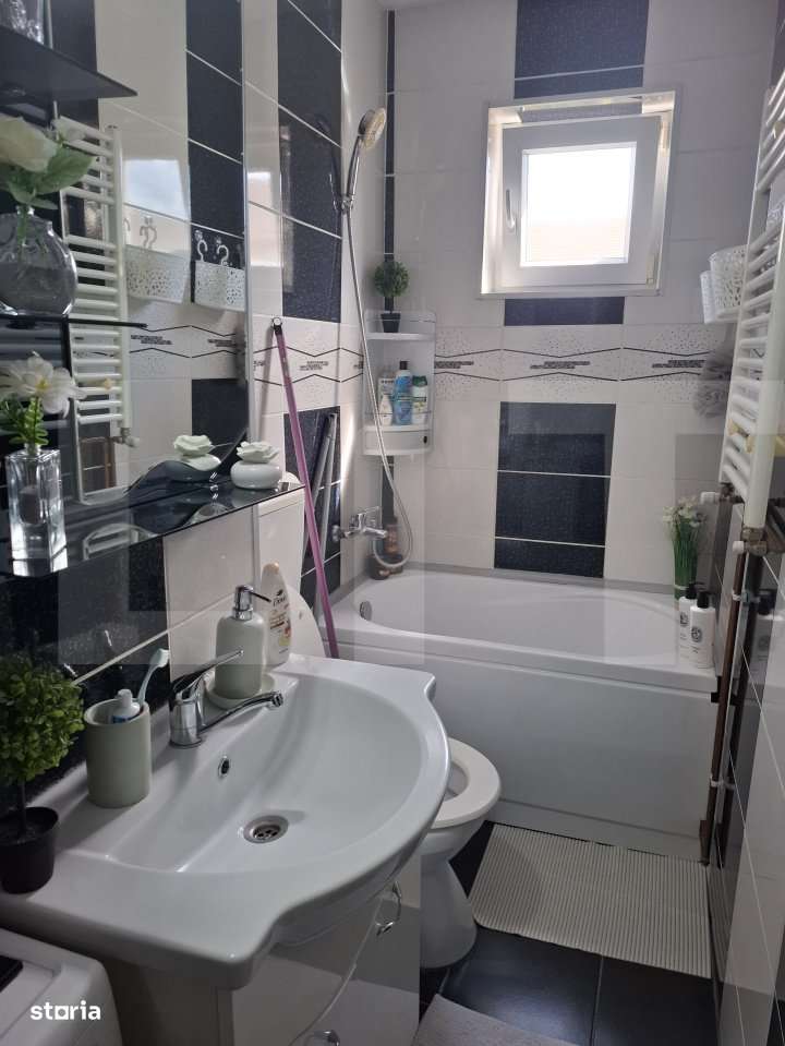 Apartament 3 camere Soarelui - Imagine principală: 5/10
