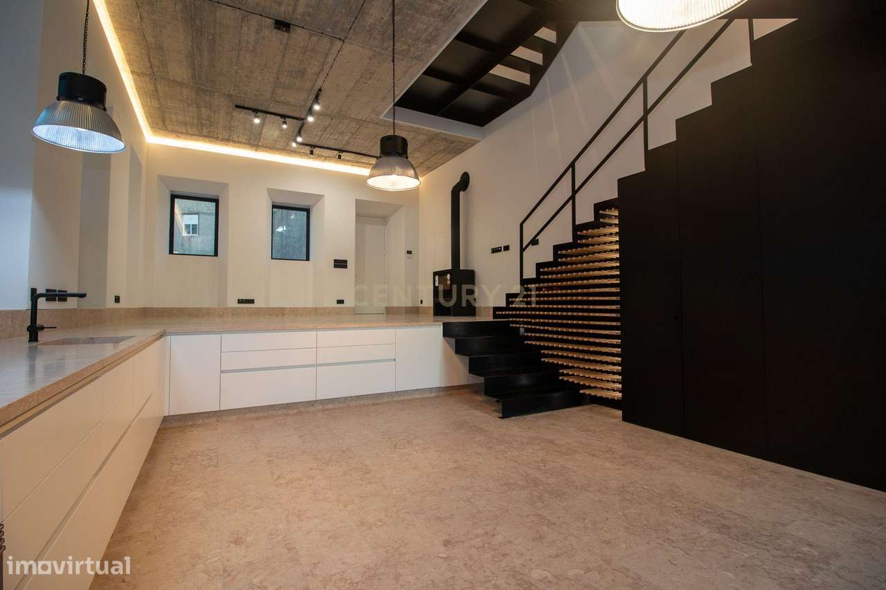 MORADIA T3 NO CORAÇÃO DE MAFRA – ESPAÇO, LUZ E SOFISTICAÇÃO-17