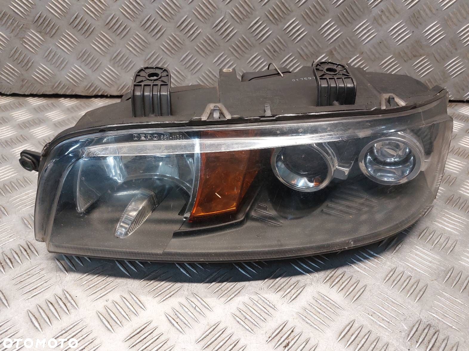 LAMPA LEWY PRZÓD FIAT PUNTO II 2000R 661-11321 - 1