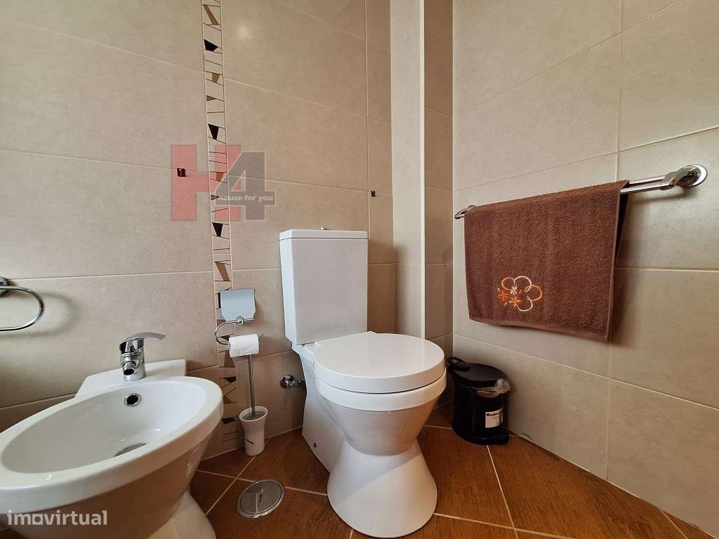 MORADIA T4 NO CENTRO DE ELVAS COM MAIS DE 500M² DE ÁREA-26