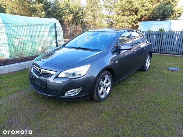 Opel Astra 1.4 Turbo Cosmo - 8