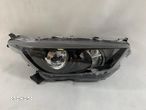 Toyota Yaris 4 IV 20r Reflektor prawy lampa prawa 2020 - 1