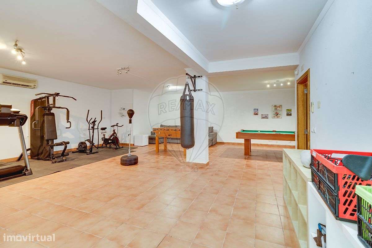 Moradia T4 para venda-33