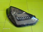 FORD FIESTA MK7 09r HB 5D lampa prawa tyl - 2