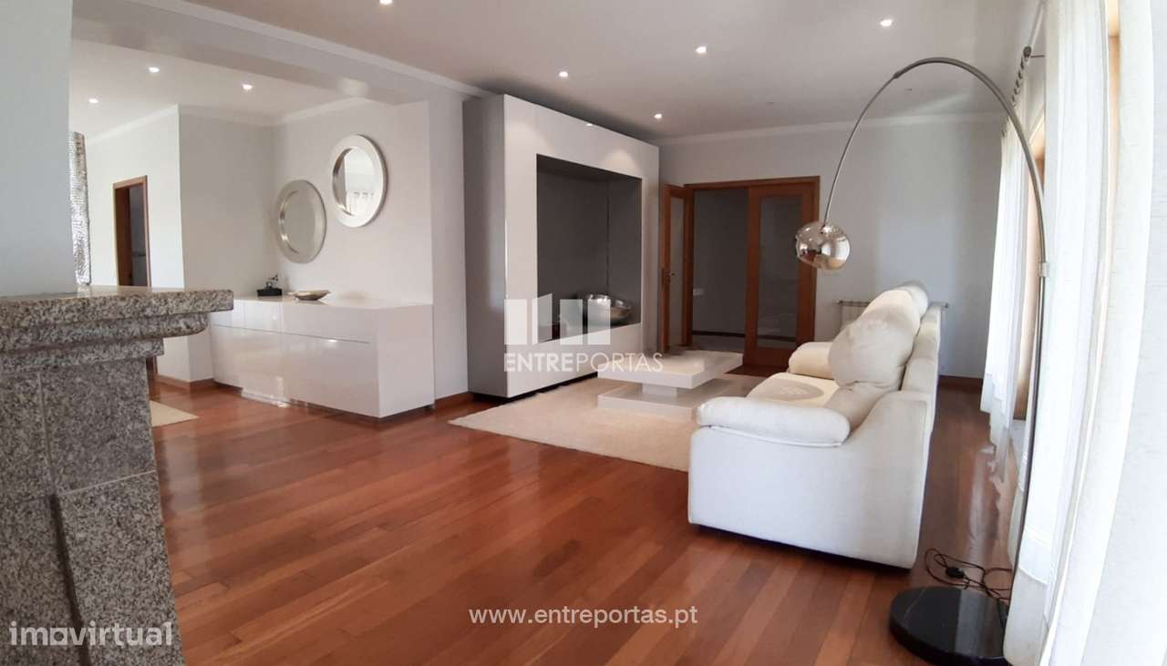 Moradia V4 isolada com jardim, próxima da praia, Árvore, Vila do Con - Grande imagem: 5/26