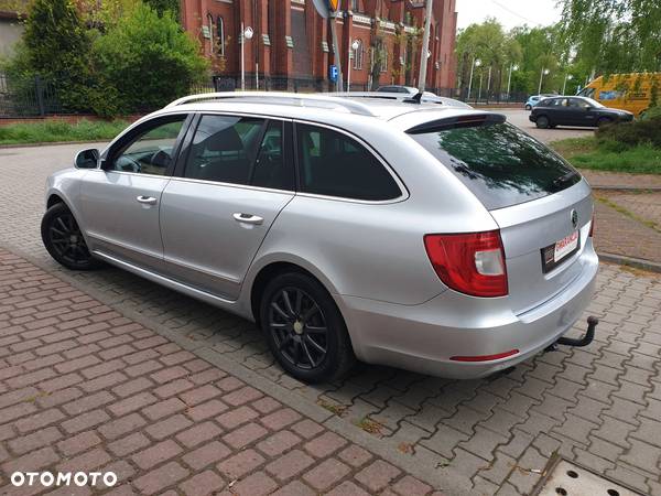 Skoda Superb 1.6 TDI Elegance Greenline - 3