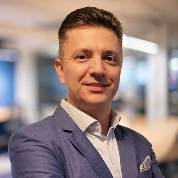 Dezvoltatori: Attila Iacob - Cluj-Napoca, Cluj (localitate)