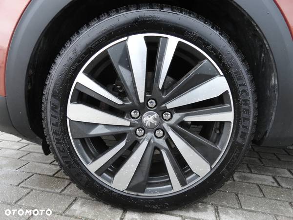 Peugeot 3008 1.5 BlueHDi Allure S&S - 24