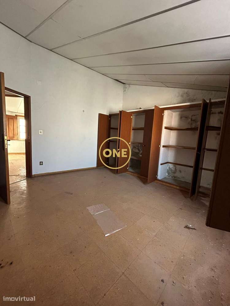 Excelente Moradia T5 em Salvaterra de Magos-40